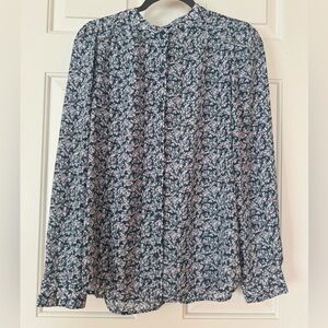 Banana Republic Classic Fit  Button Down Shirt/Blouse, Medium